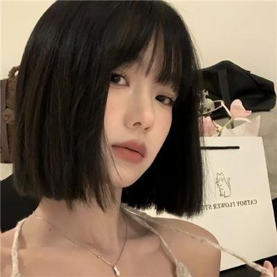 在凡妲的小房间里